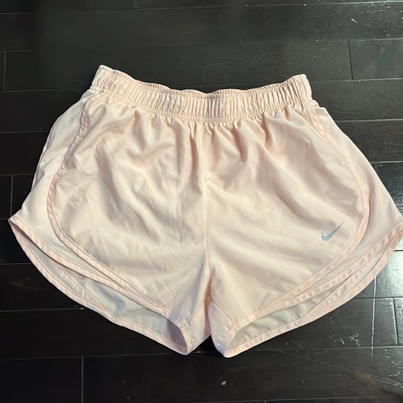 NWOT Nike Dri-Fit Light Pink shorts - Picture 1 of 7